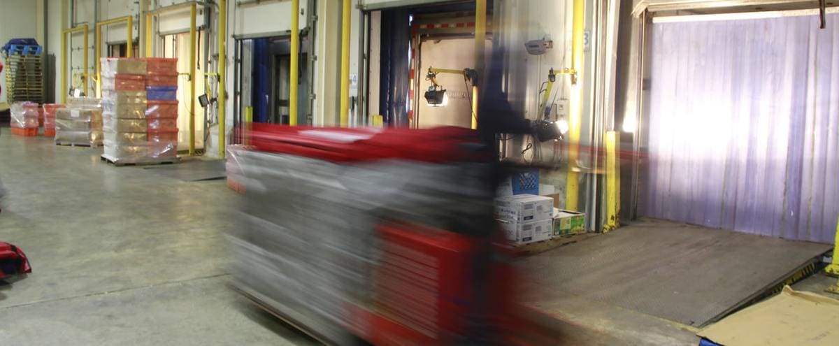 FrigoService antechamber for fresh produce handling